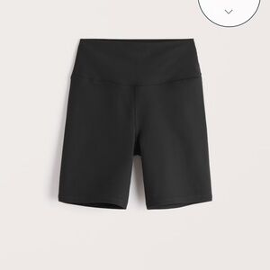 YBP ScultLux bike short, size XL